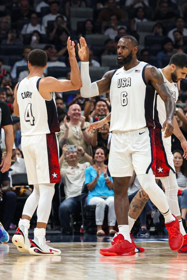 1721274060460023833.jpg a5200b89ly1hrrt1puaenj211x1kw7gb.jpg