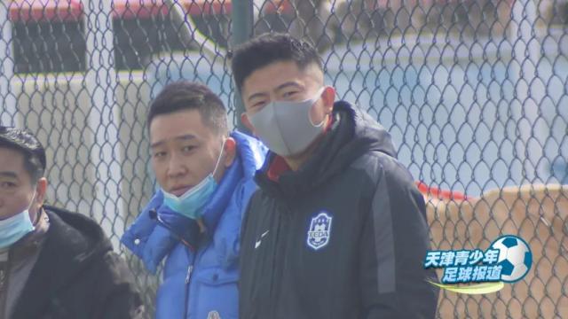 开云登录入口-毛彪之子青少年赛大四喜 迷你毛：像爸爸那样踢球